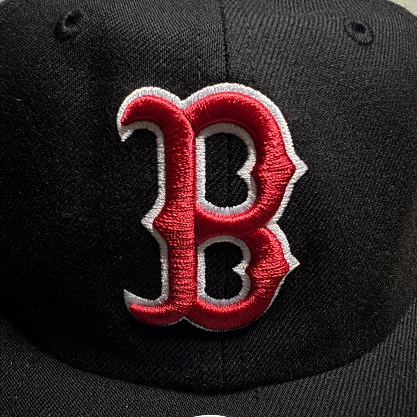 ‘47 Brand Black Dome Sureshot Captain Boston Red Sox Adjustable Hat - Black - ExclusiveCrowns