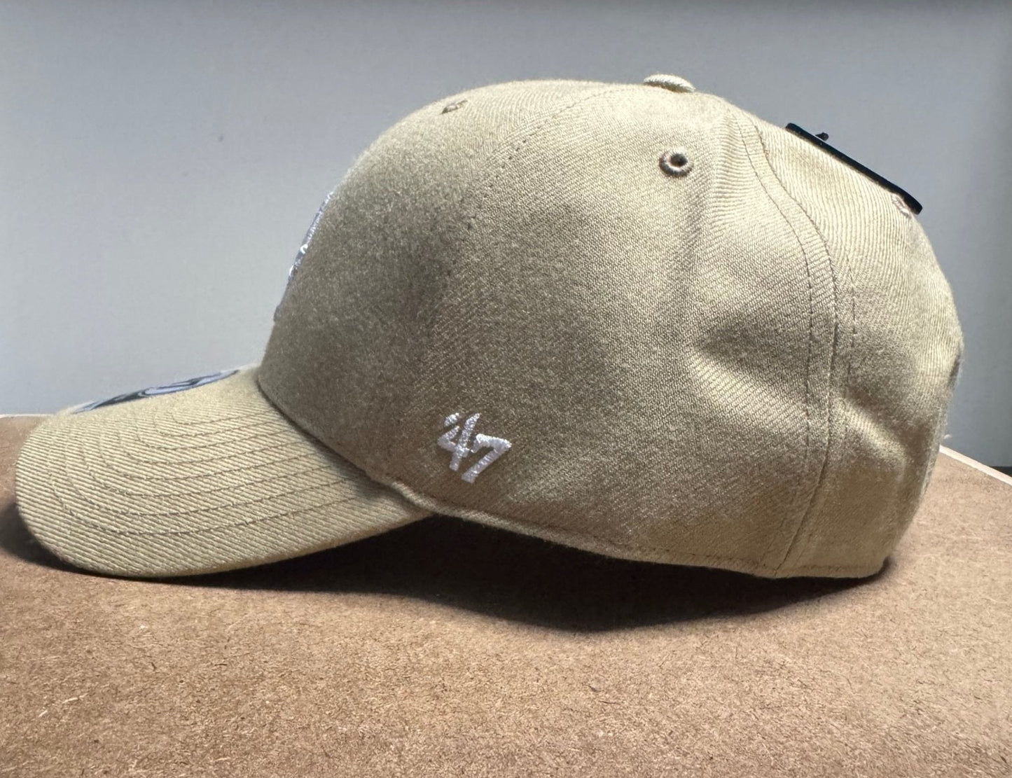 ‘47 Los Angeles Dodgers MVP Adjustable Hat MLB - Khaki/White - ExclusiveCrowns