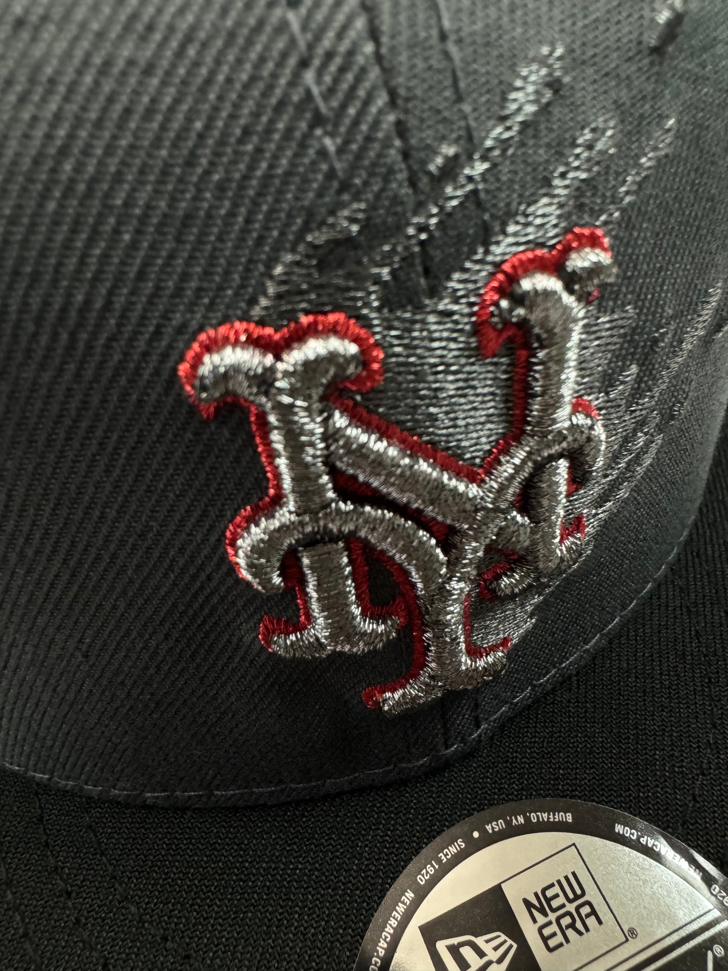New Era 9FIFTY Snapback – New York Mets Paint Splatter Logo – 2000 Subway Series Turnstile Patch