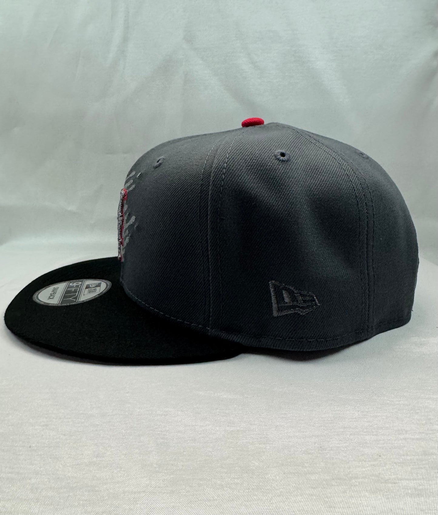 New Era 9FIFTY Snapback – New York Mets Paint Splatter Logo – 2000 Subway Series Turnstile Patch
