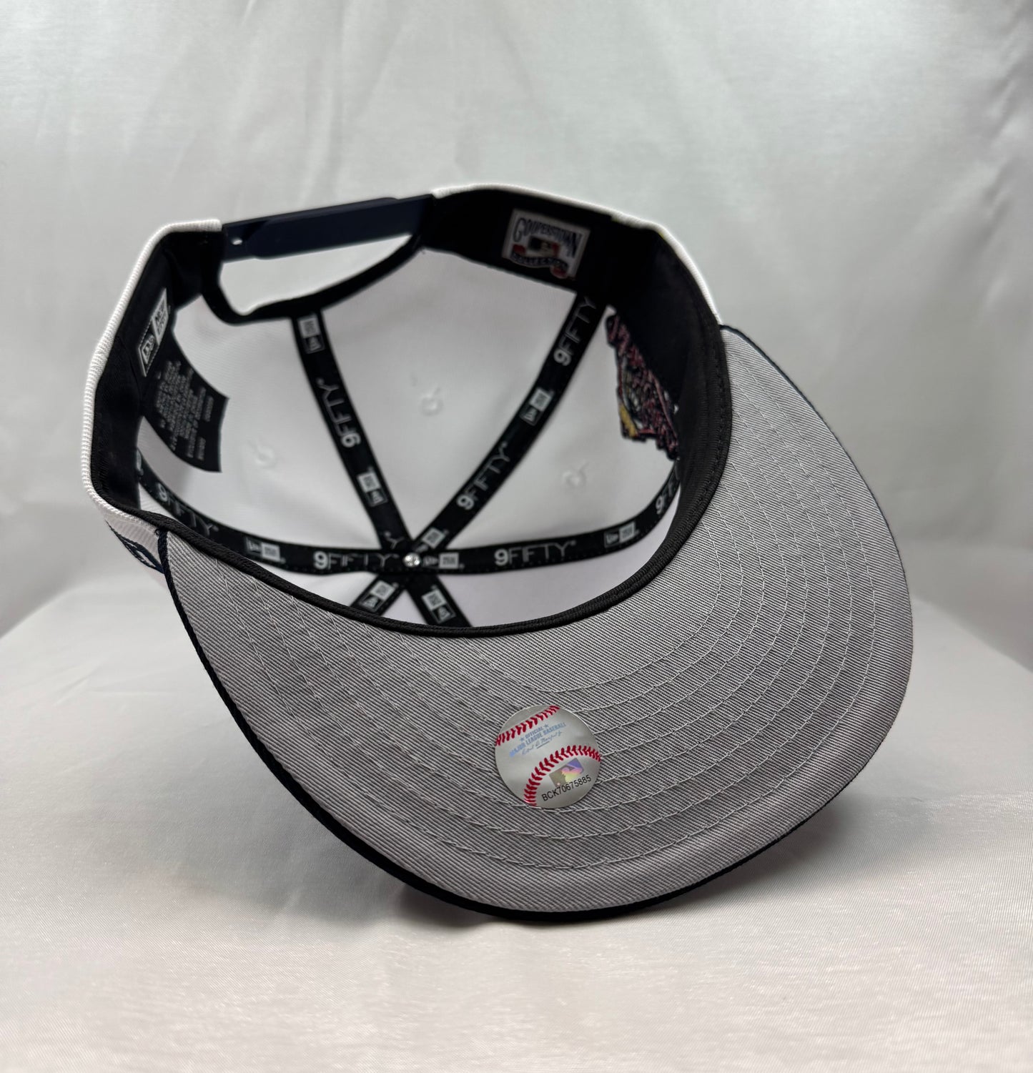 New Era 9FIFTY Atlanta Braves – Lightning Logo – 1995 World Series "Welcome to the Show" – Snapback