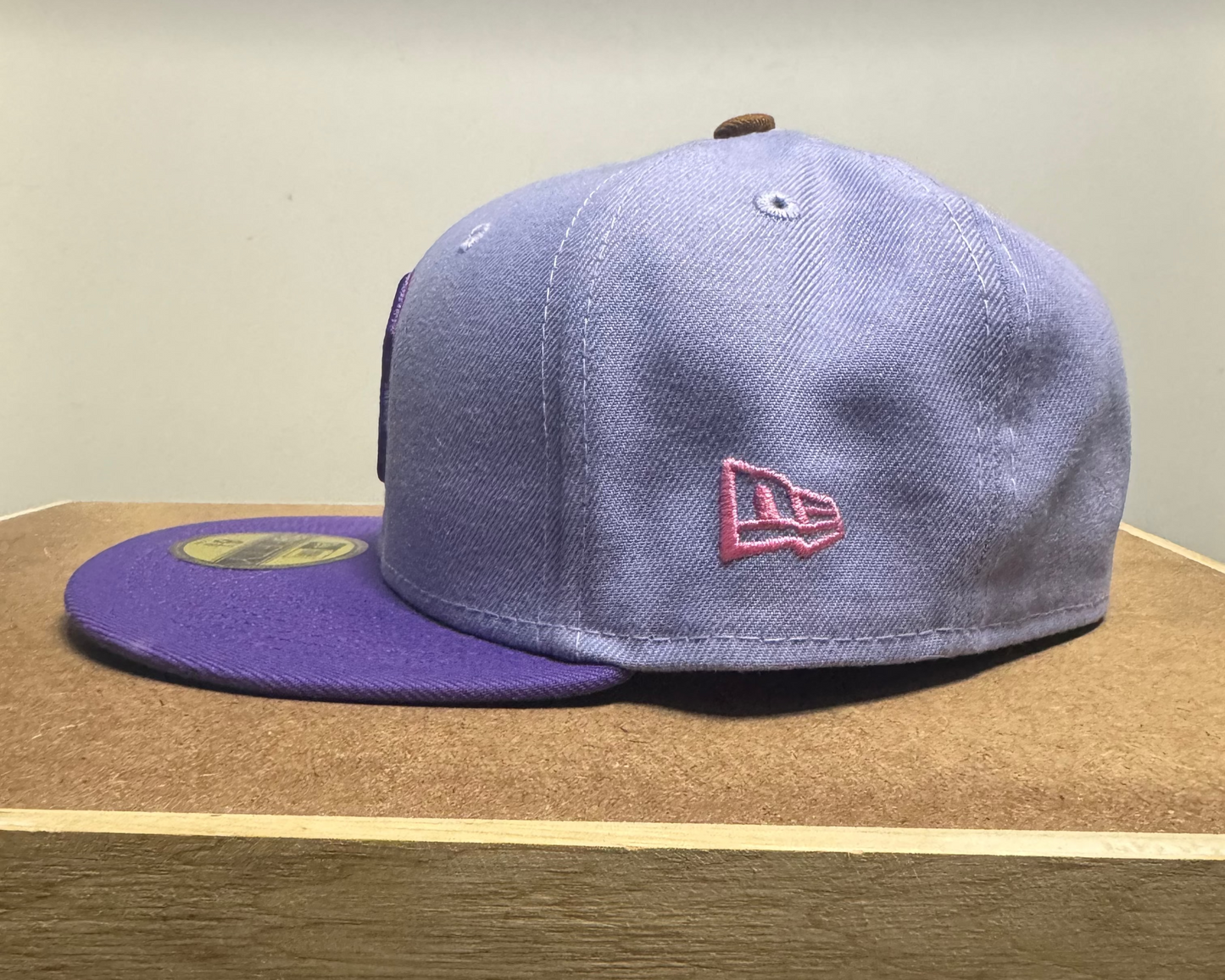 Lids HD x MLB New Era 59FIFTY Boston Red Sox Bunny Hop 2022 Fitted 6 7/8