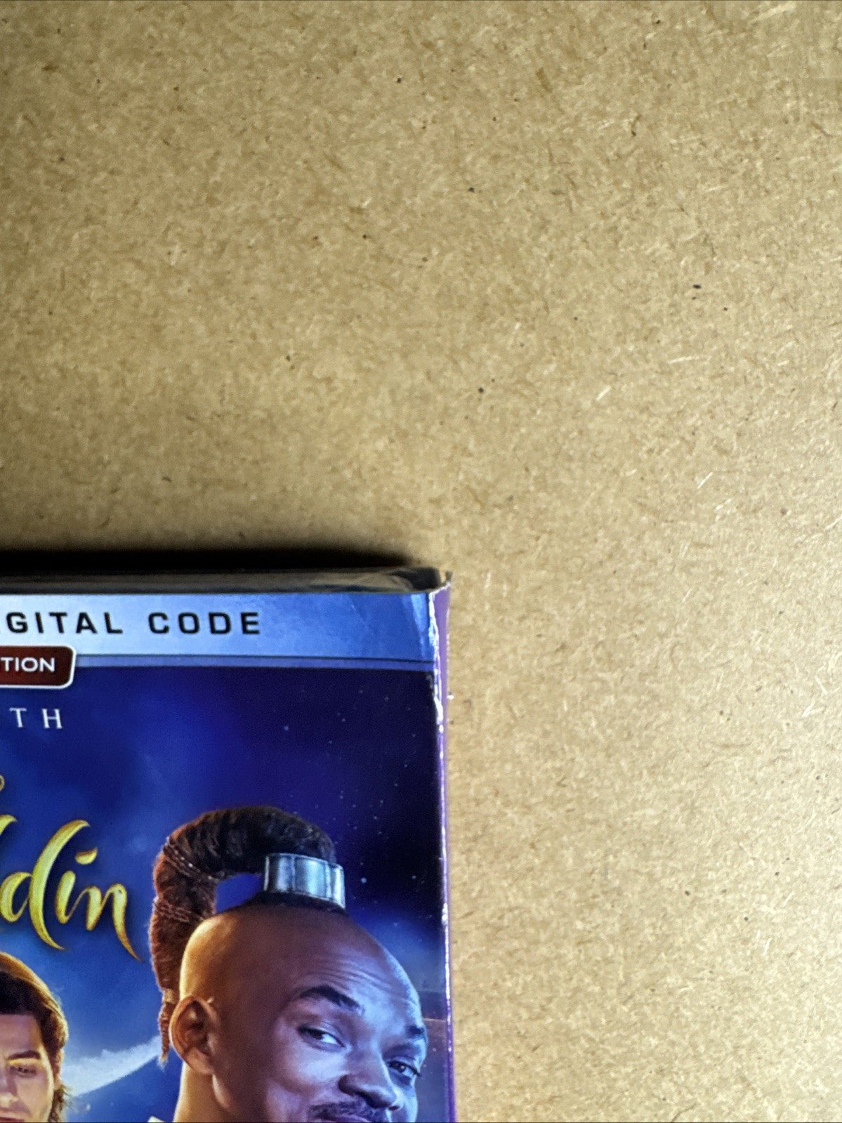 Aladdin (2019) DVD + Blu - ray with Slipcover - Brand New & Sealed - ExclusiveCrowns