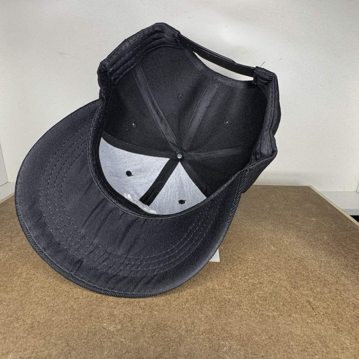 Freedom Beard Trucker Hat – Black & White Edition - ExclusiveCrowns