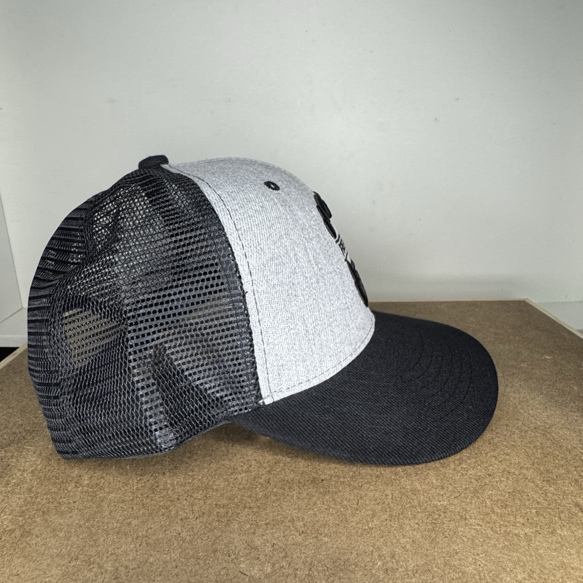 Freedom Beard Trucker Hat – Gray & Black - ExclusiveCrowns