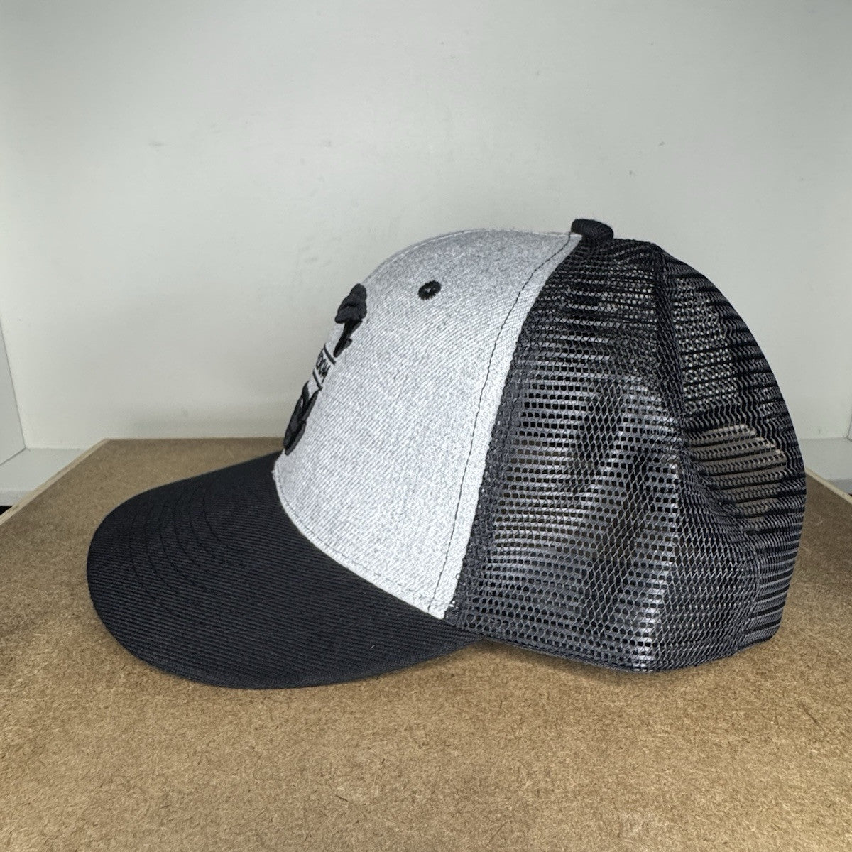Freedom Beard Trucker Hat – Gray & Black - ExclusiveCrowns