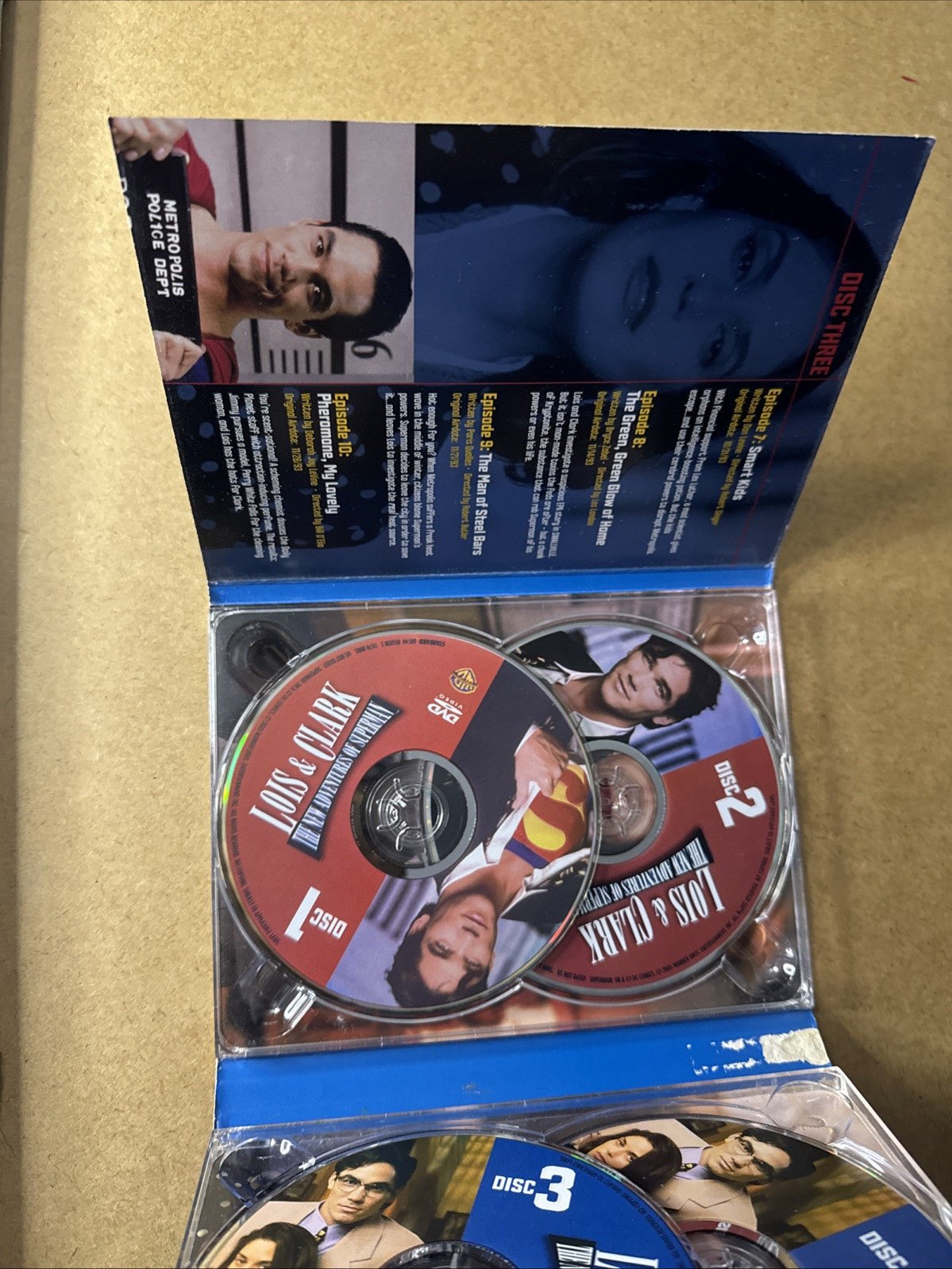 Lois & Clark: The New Adventures of Superman: Season 1 - DVD - VERY GOOD - ExclusiveCrowns