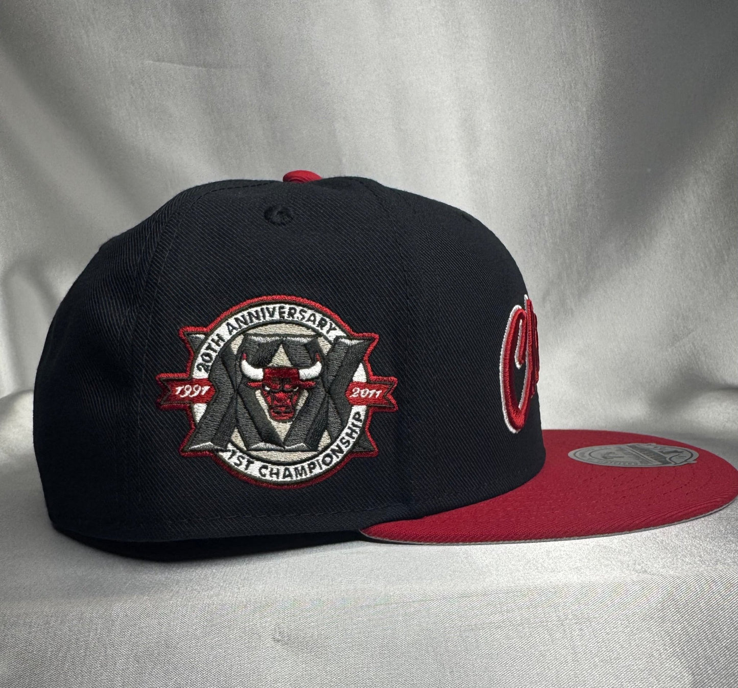 Mitchell & Ness Chicago Bulls Fitted 7 3/8 - ExclusiveCrowns