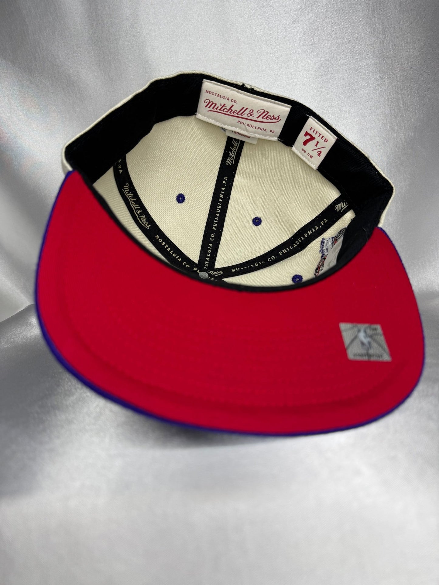Mitchell & Ness Toronto Raptors Hardwood Classics Fitted 7 1/4 - ExclusiveCrowns
