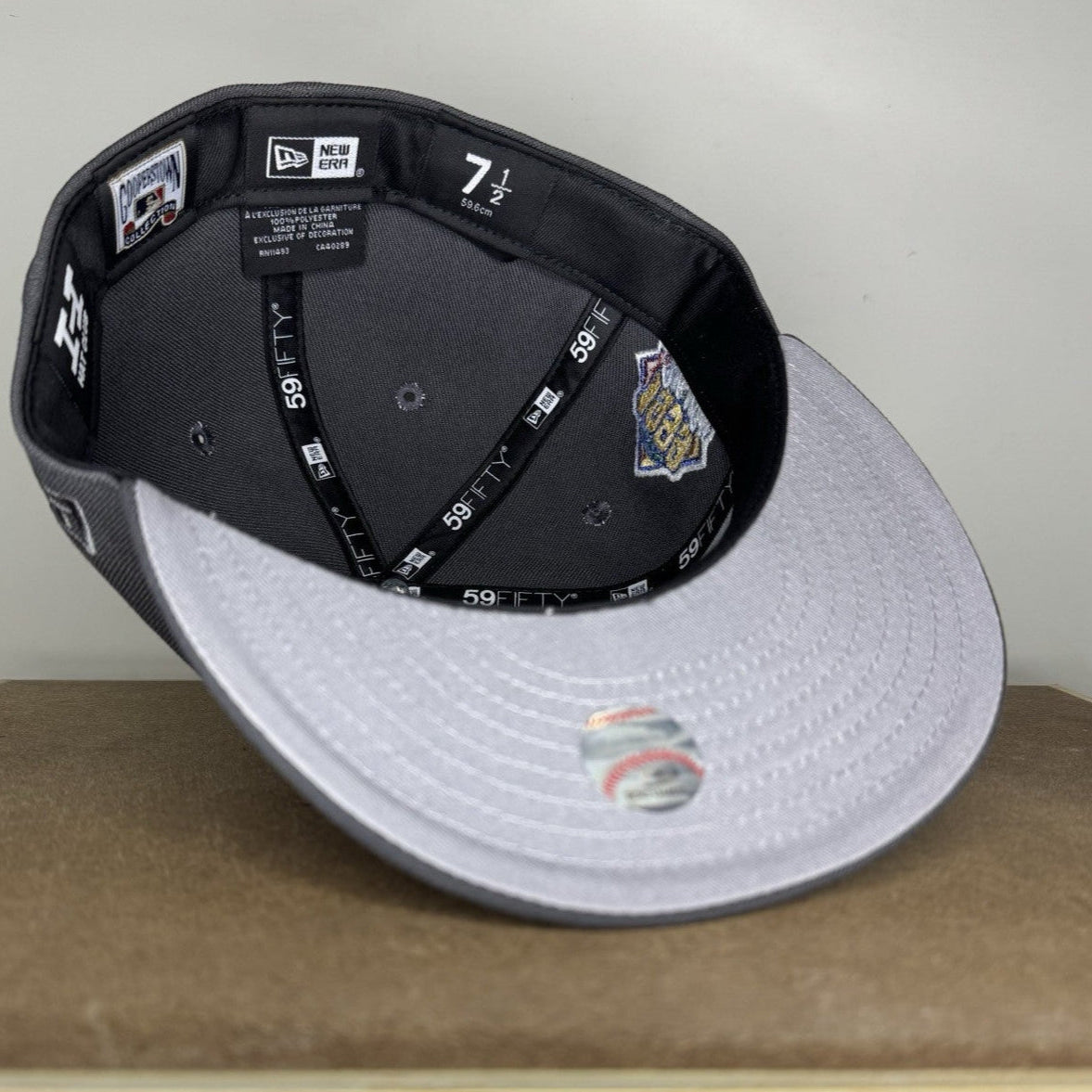 New Era 59 FIFTY New York Yankees Fitted 7 1/8 - ExclusiveCrowns