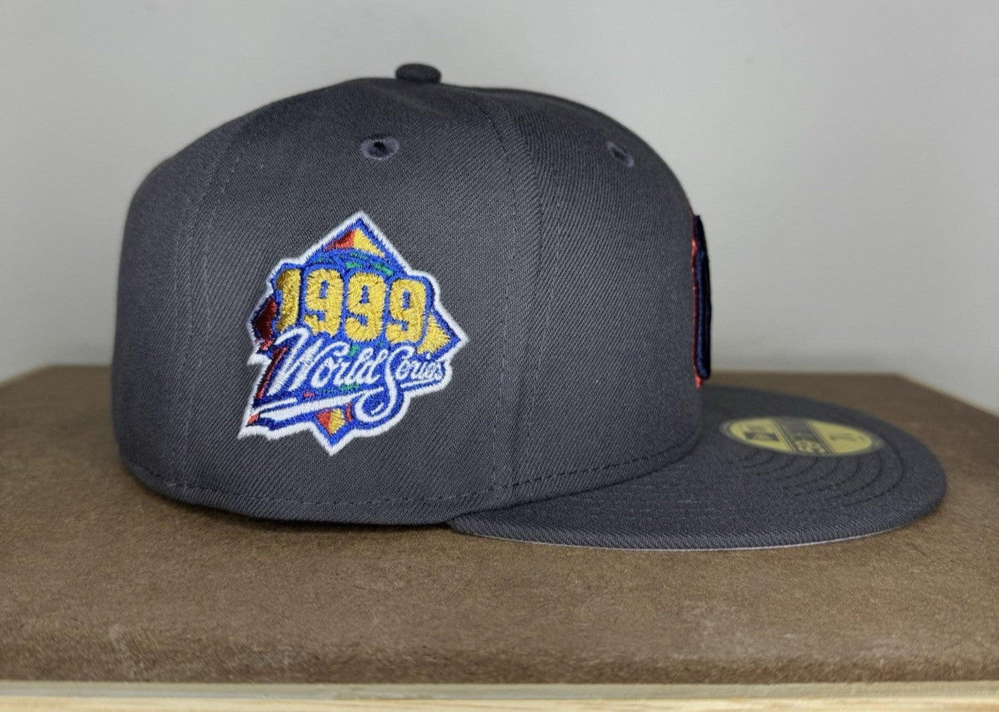 New Era 59 FIFTY New York Yankees Fitted 7 1/8 - ExclusiveCrowns