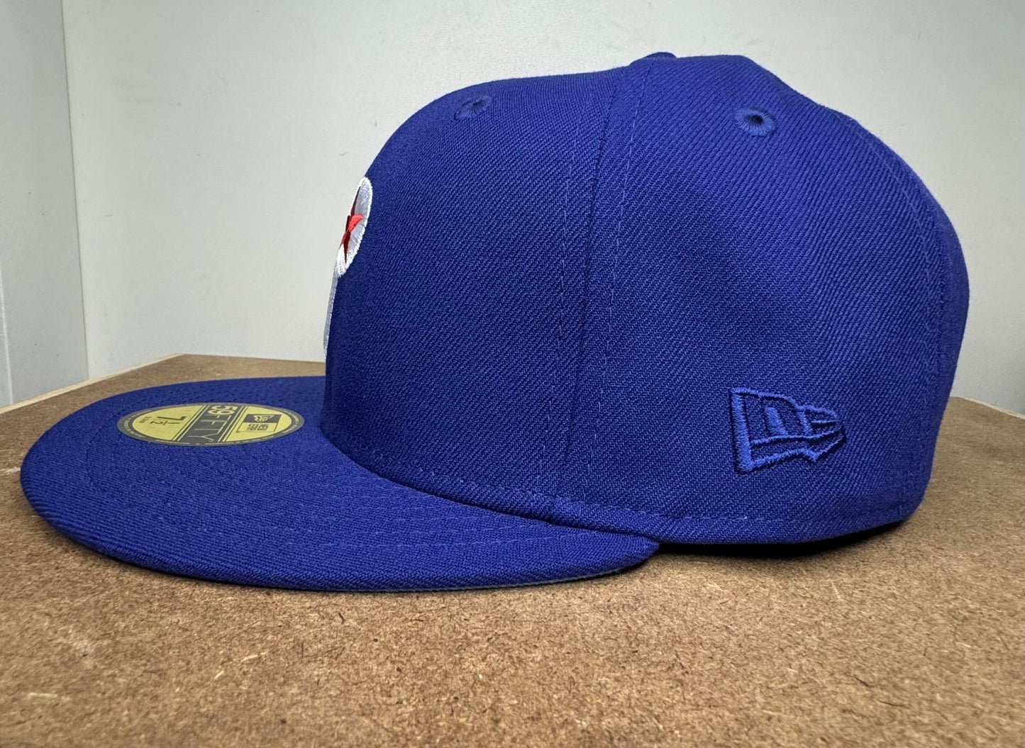 New Era 59 FIFTY Philadelphia Phillies Fitted 7 1/2 - ExclusiveCrowns
