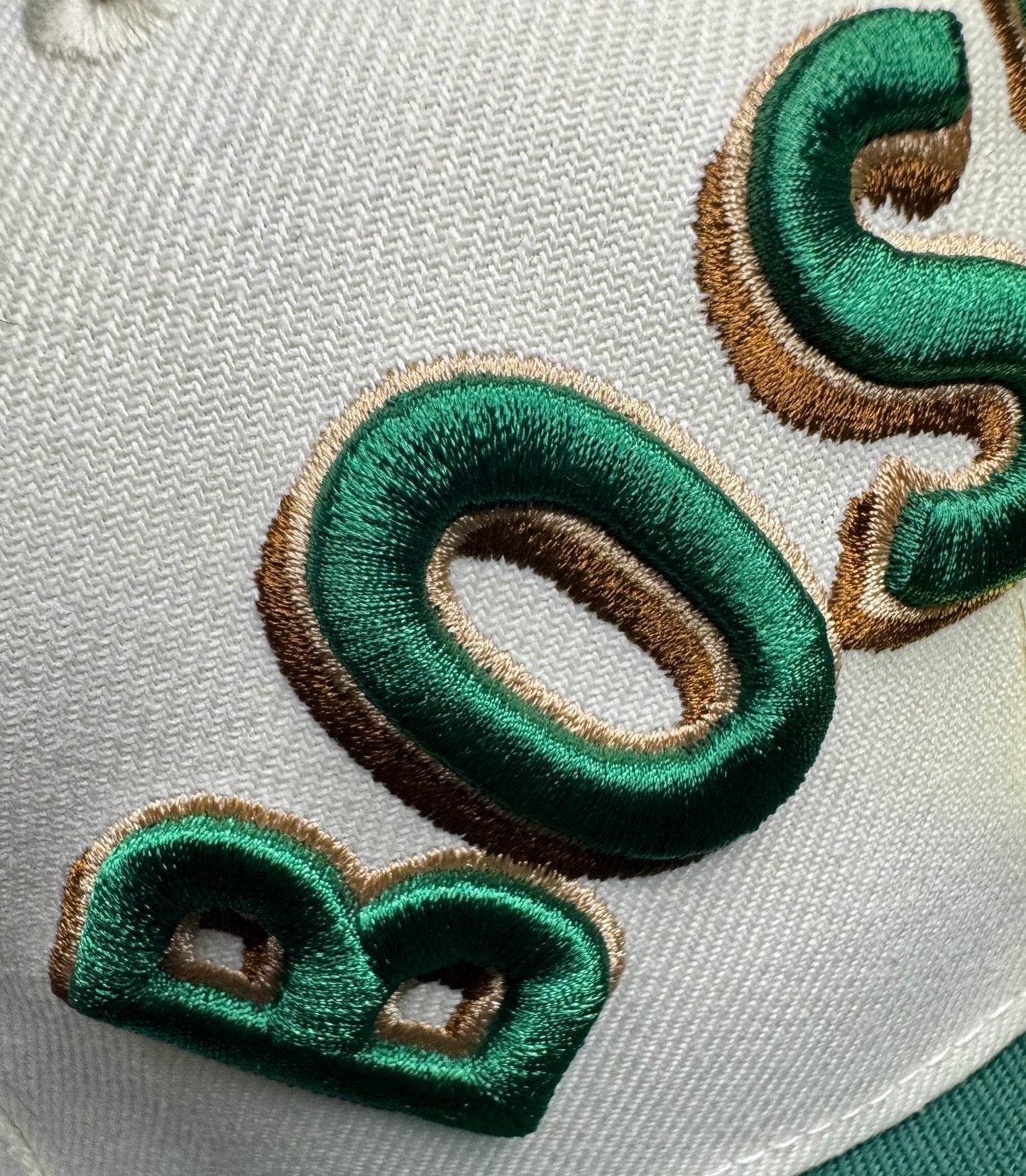 New Era 59FIFTY Boston Celtics Fitted 7 3/8 - ExclusiveCrowns