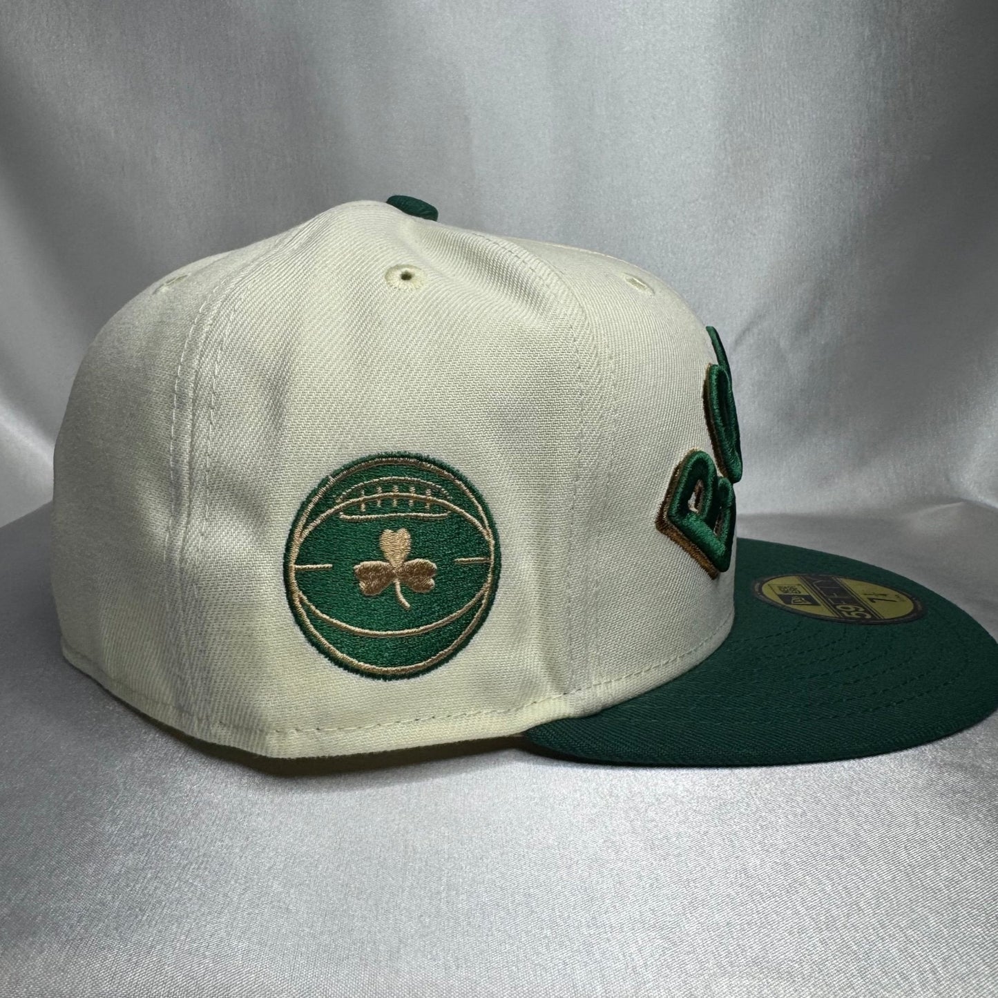 New Era 59FIFTY Boston Celtics Fitted 7 3/8 - ExclusiveCrowns