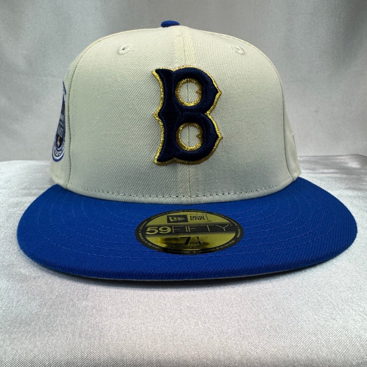 New Era 59FIFTY Boston Red Sox Fitted 7 1/4 - ExclusiveCrowns