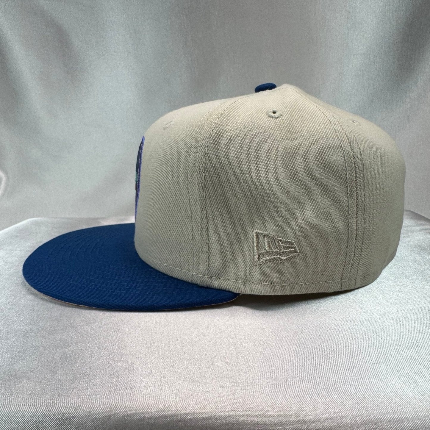 New Era 59FIFTY Boston Red Sox Fitted 7 3/8 - ExclusiveCrowns