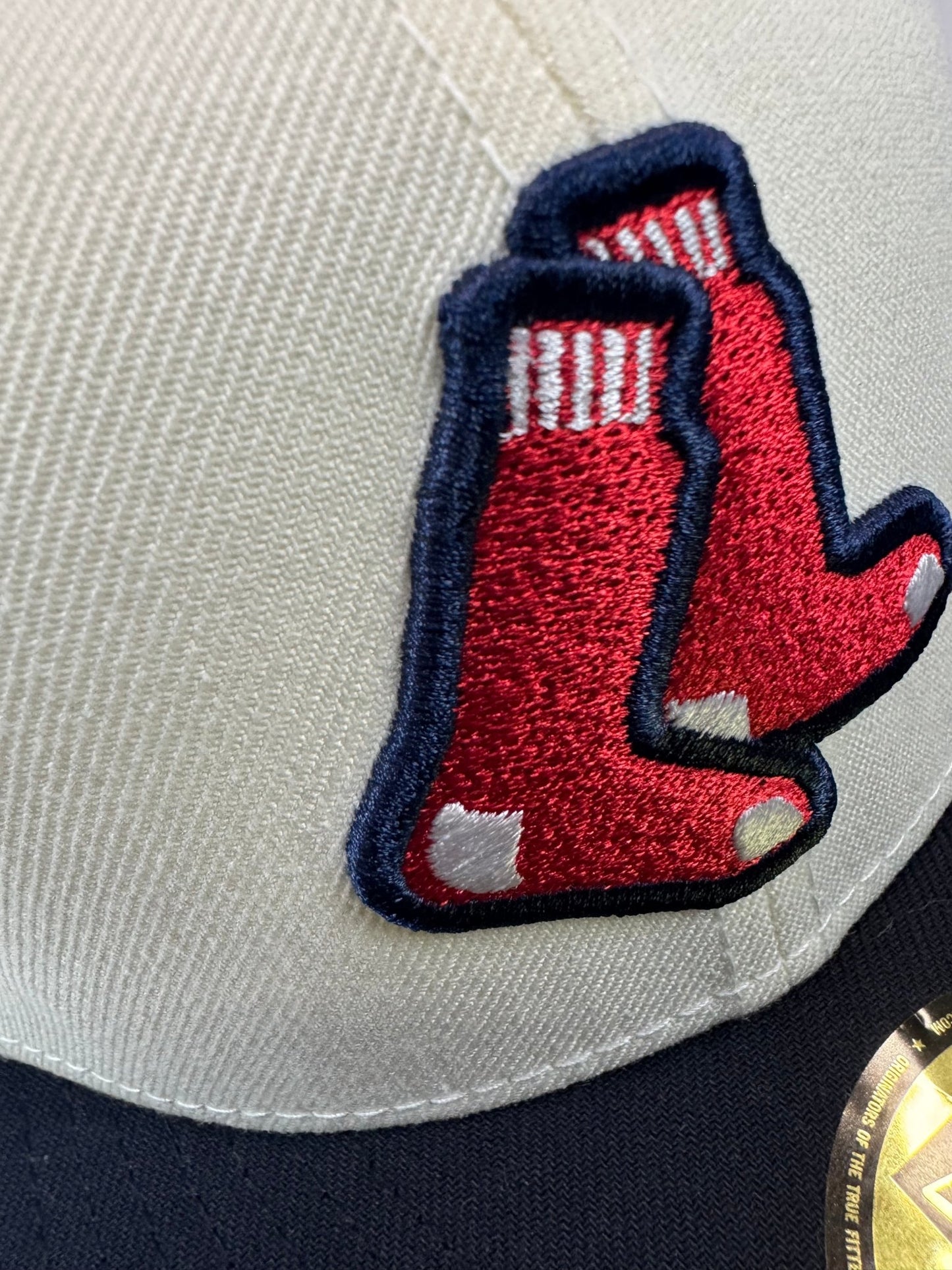 New Era 59FIFTY Boston Red Sox Fitted 7 3/8 - ExclusiveCrowns