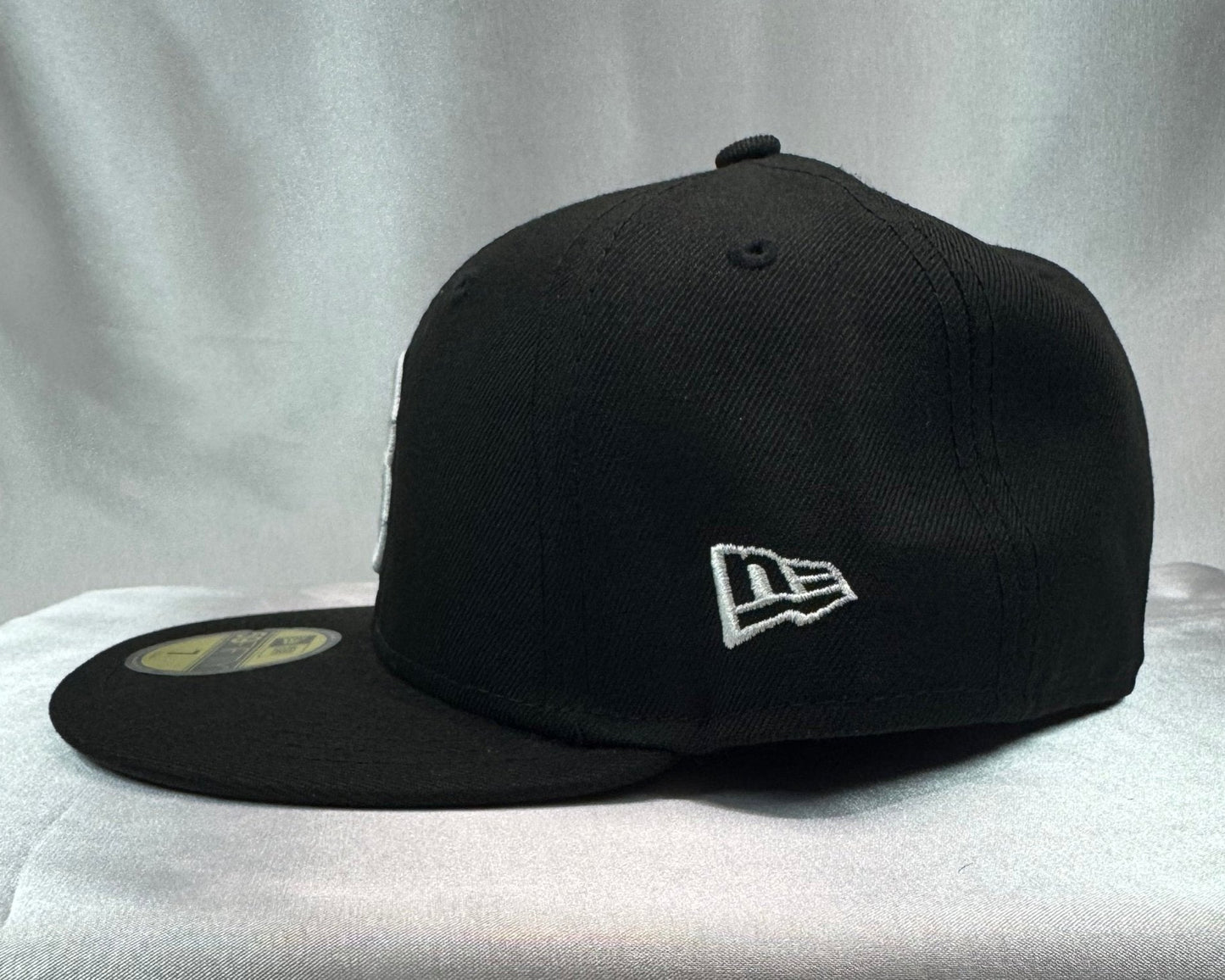 New Era 59FIFTY Boston Red Sox Fitted Hat 7 - ExclusiveCrowns