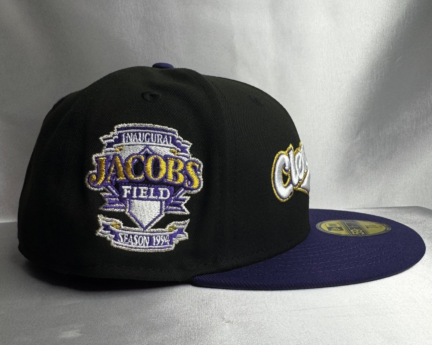 New Era 59FIFTY Cleveland Guardians Fitted 7 1/8 - ExclusiveCrowns