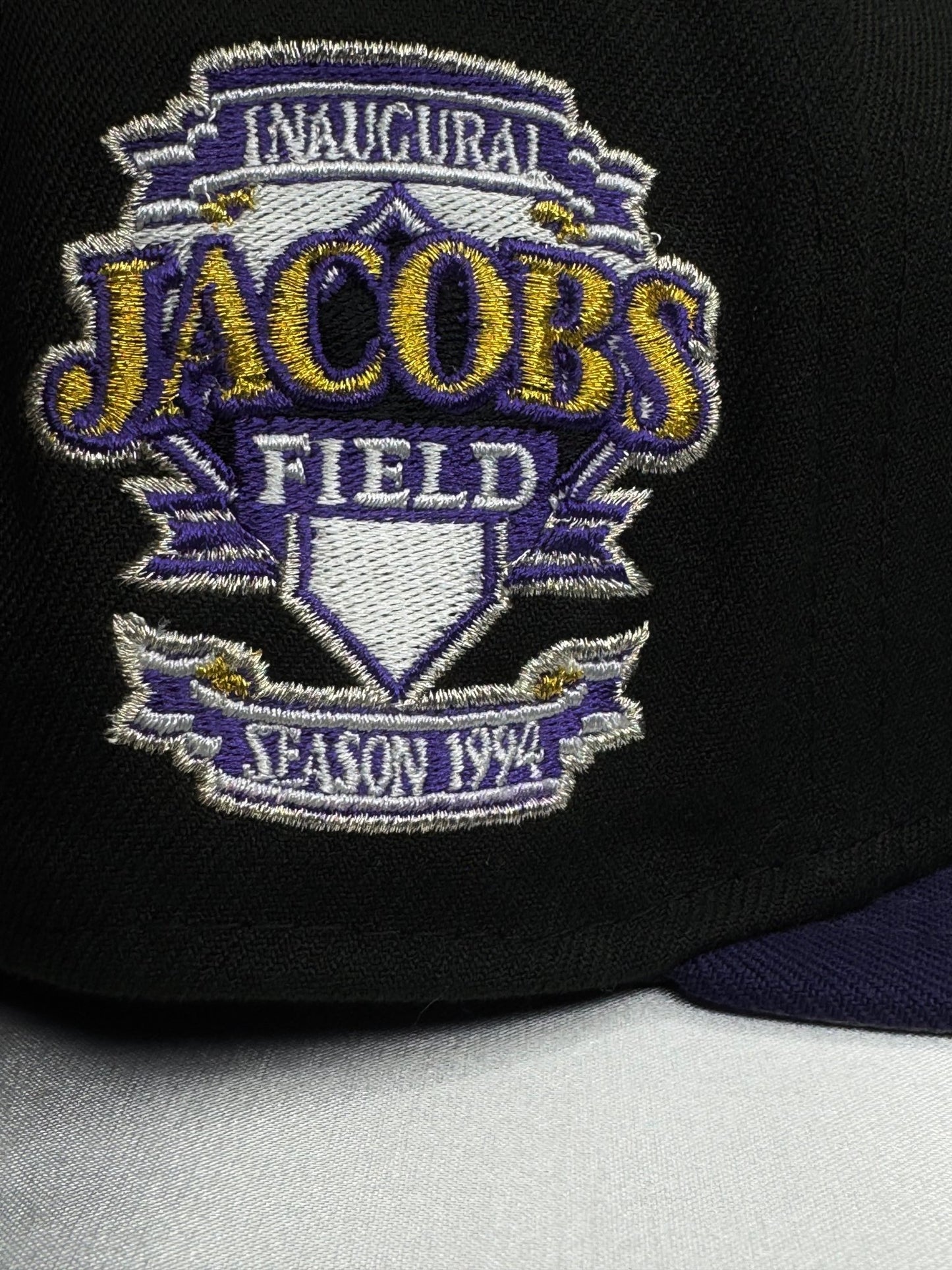 New Era 59FIFTY Cleveland Guardians Fitted 7 1/8 - ExclusiveCrowns