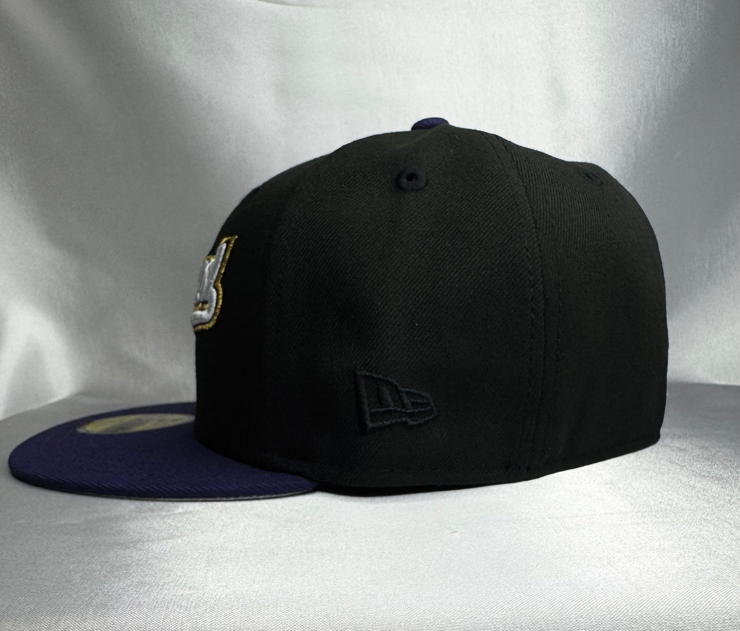 New Era 59FIFTY Cleveland Guardians Fitted 7 1/8 - ExclusiveCrowns