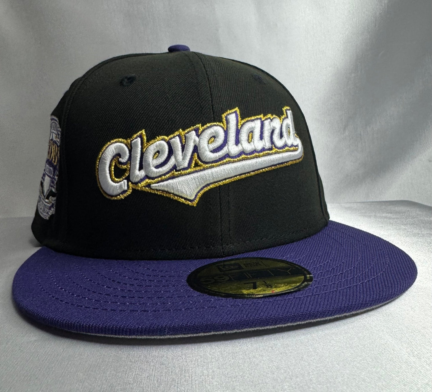 New Era 59FIFTY Cleveland Guardians Fitted 7 1/8 - ExclusiveCrowns