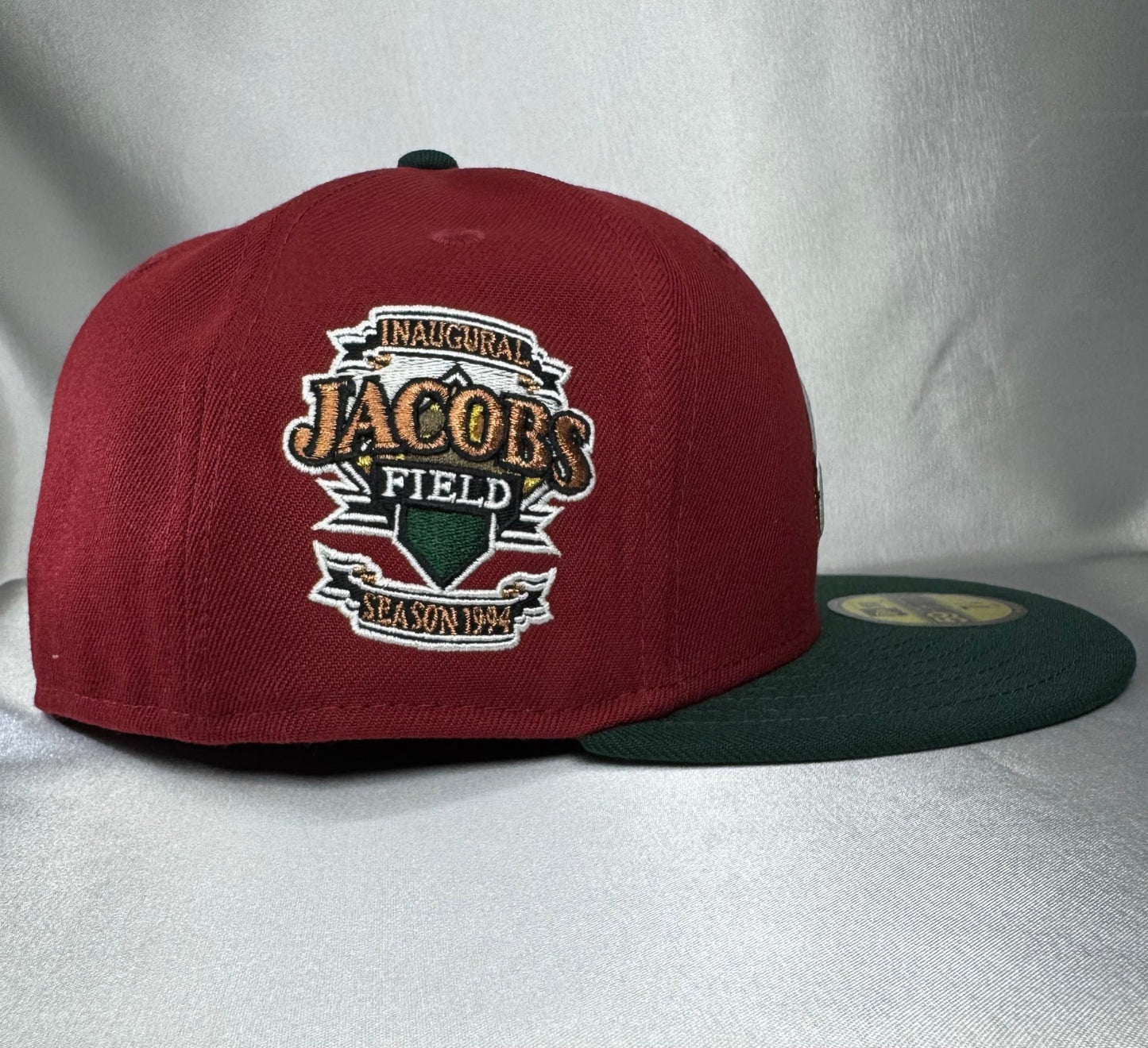 New Era 59FIFTY Cleveland Guardians Fitted 7 1/8 - ExclusiveCrowns