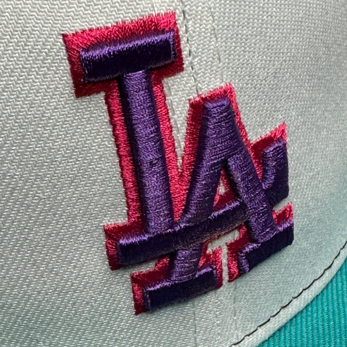 New Era 59FIFTY Los Angeles Dodgers Fitted 7 3/8 - ExclusiveCrowns
