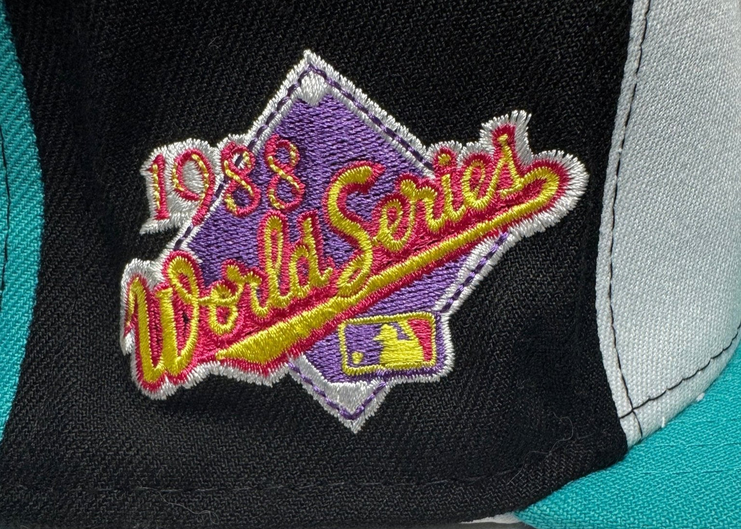 New Era 59FIFTY Los Angeles Dodgers Fitted 7 3/8 - ExclusiveCrowns