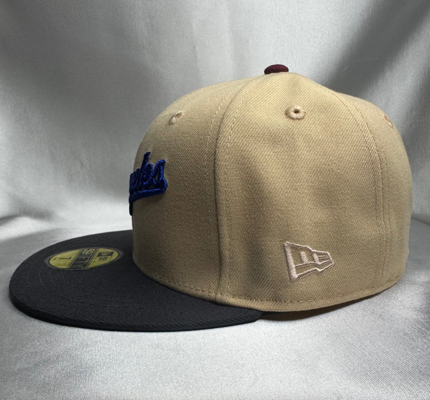 New Era 59FIFTY Los Angeles Dodgers Fitted 7 - ExclusiveCrowns