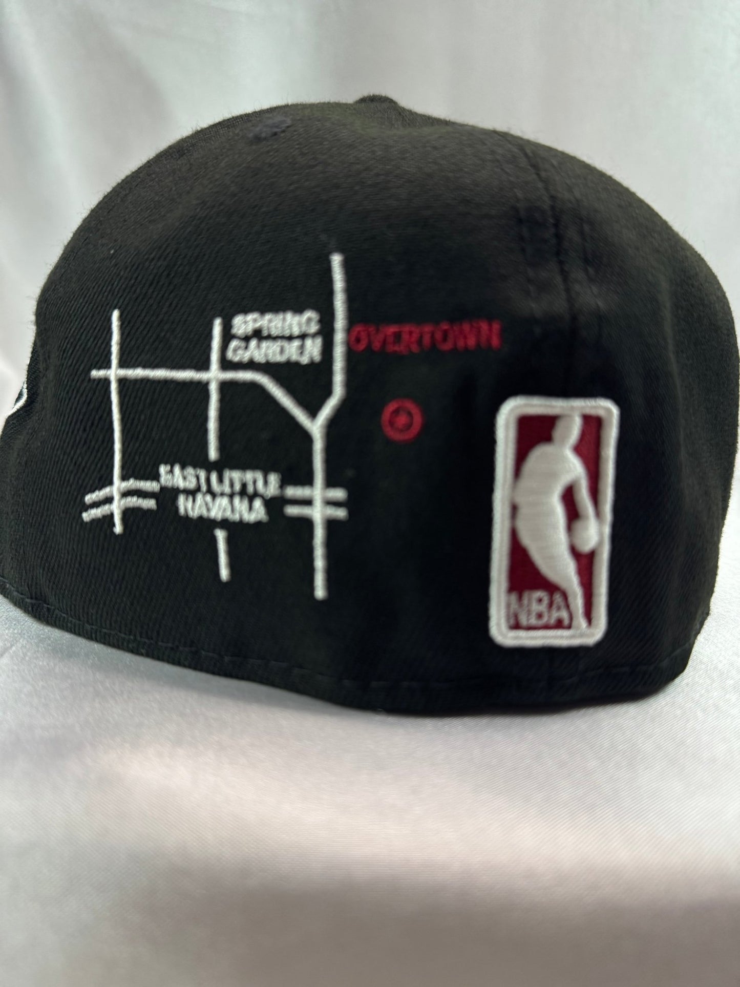 New Era 59FIFTY Miami Heat Fitted 7 3/8 - ExclusiveCrowns