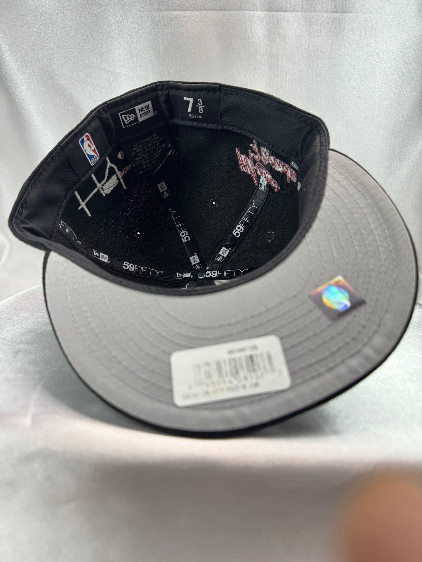New Era 59FIFTY Miami Heat Fitted 7 3/8 - ExclusiveCrowns