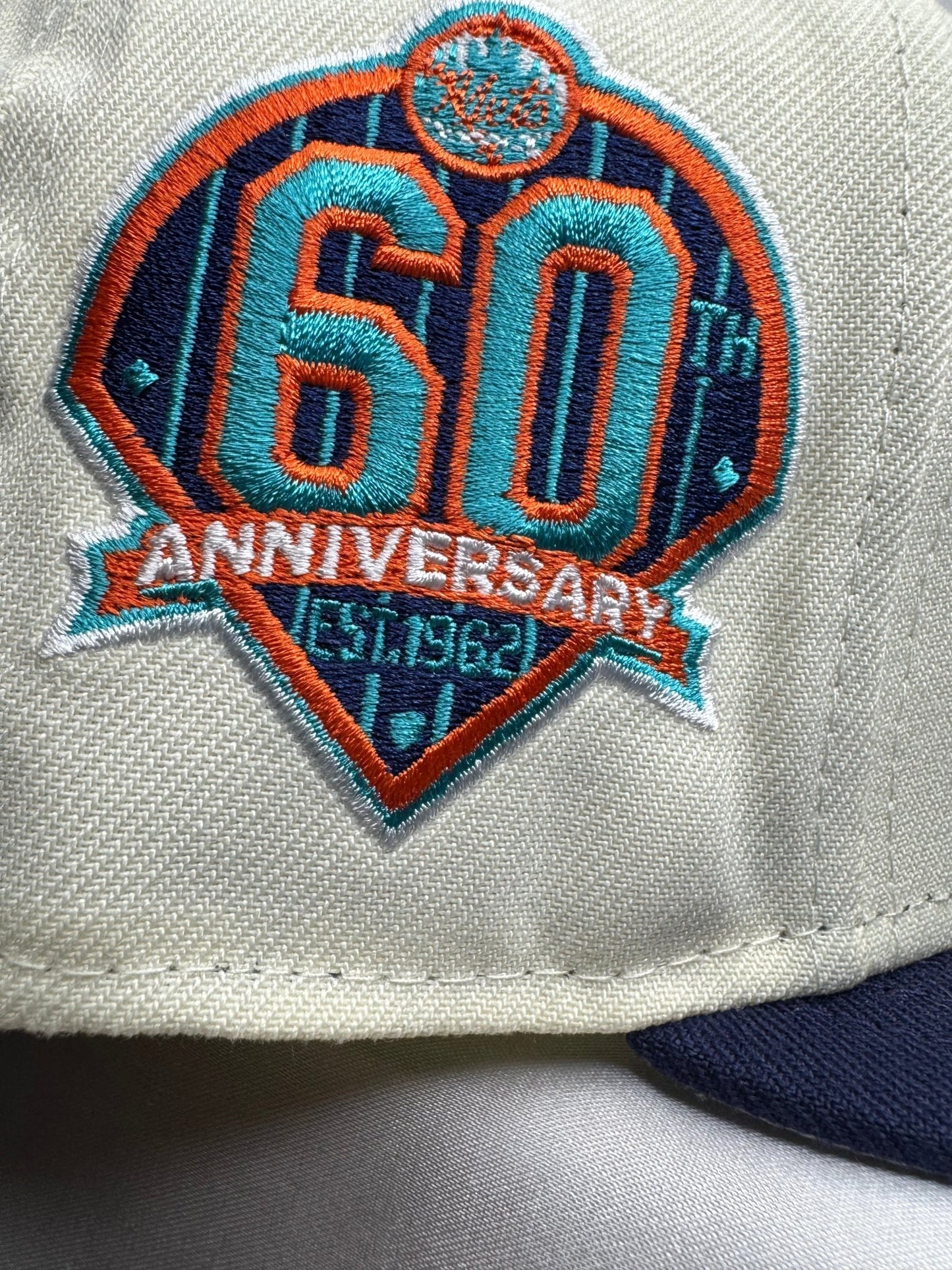 New Era 59FIFTY New York Mets Fitted 7 1/2 - ExclusiveCrowns