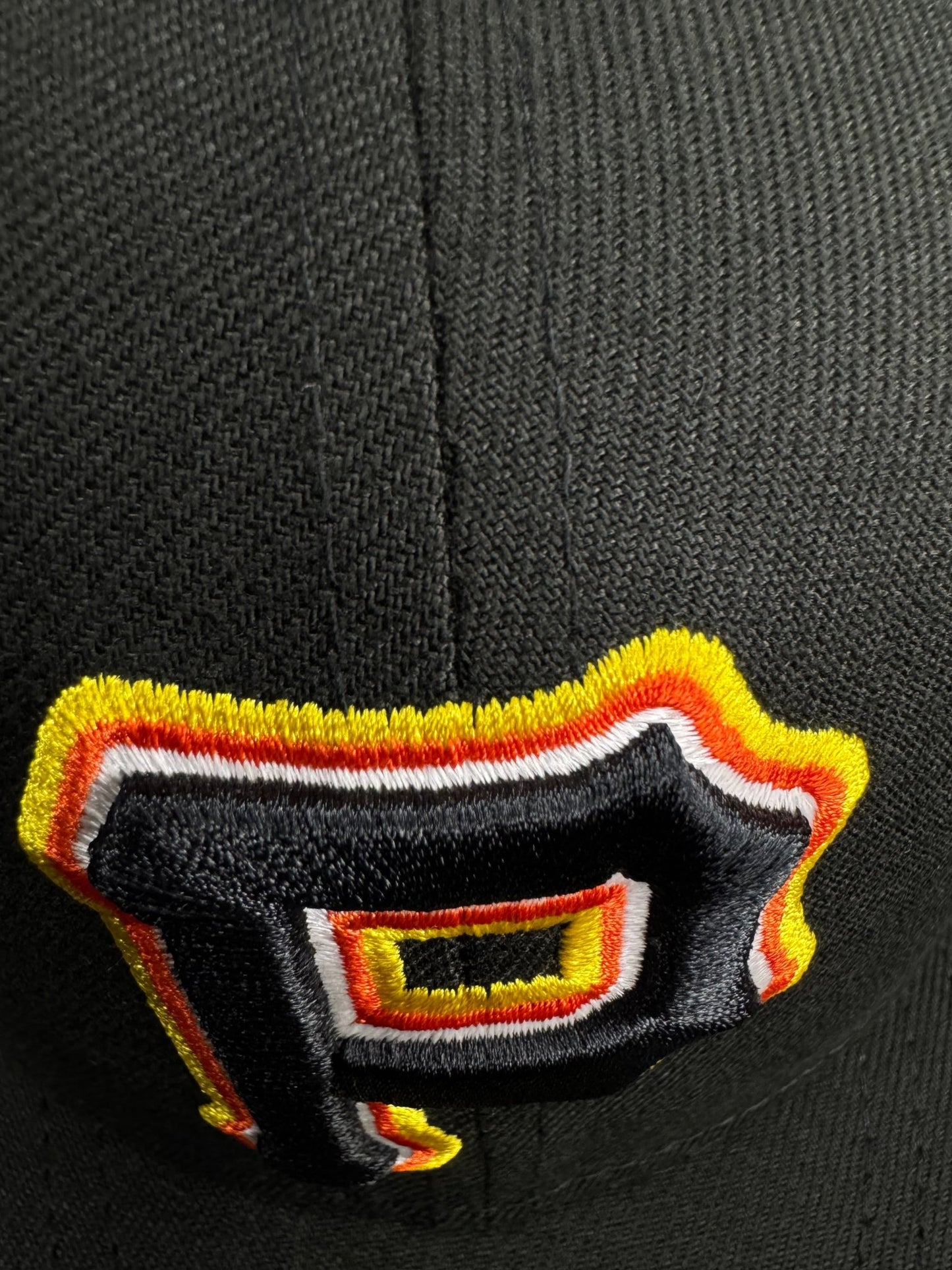 New Era 59FIFTY Pittsburg Pirates Fitted 7 3/8 - ExclusiveCrowns