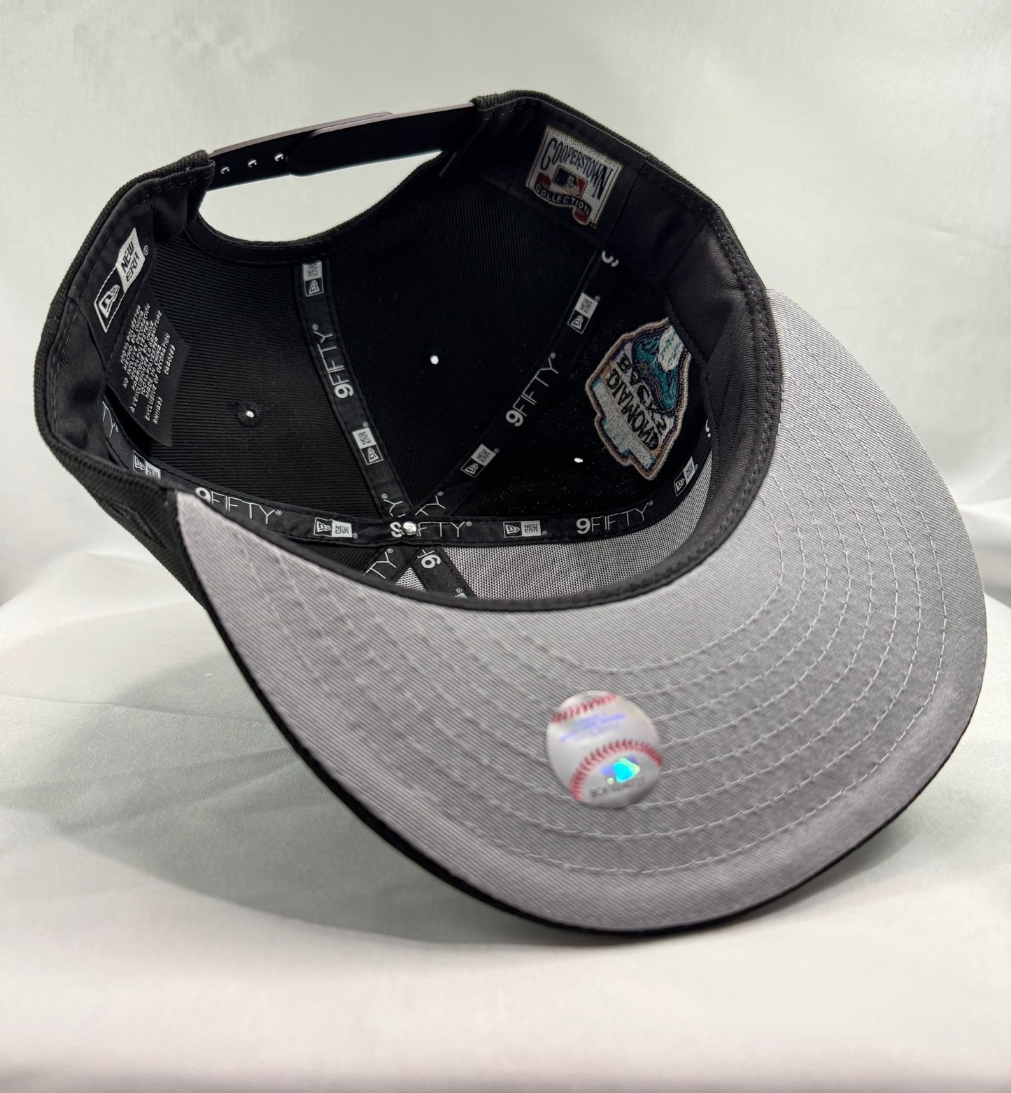 New Era 9Fifty Arizona Diamondbacks Adjustable Snapback - ExclusiveCrowns