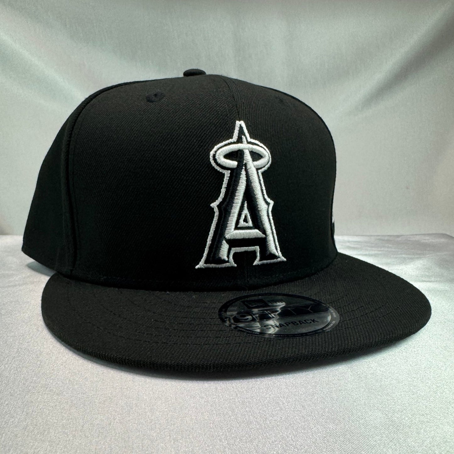 New Era 9FIFTY Los Angeles Angels Adjustable - ExclusiveCrowns