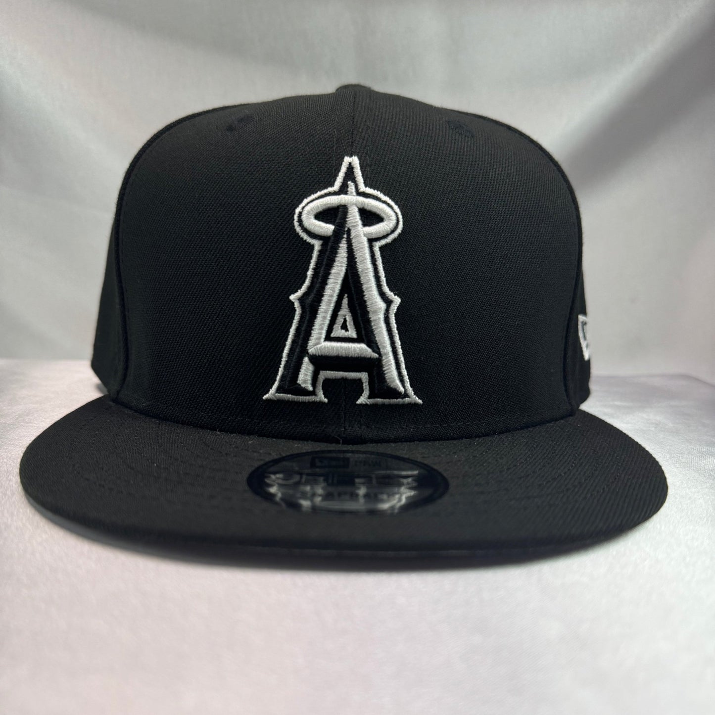 New Era 9FIFTY Los Angeles Angels Adjustable - ExclusiveCrowns