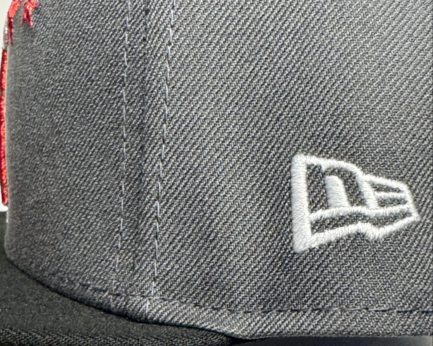New Era 9Fifty Los Angeles Angels Adjustable Snapback - ExclusiveCrowns