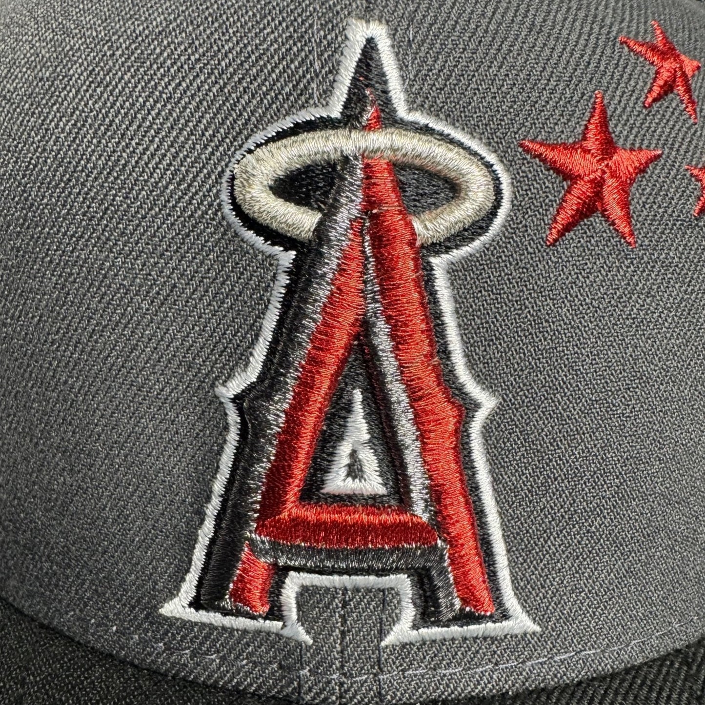 New Era 9Fifty Los Angeles Angels Adjustable Snapback - ExclusiveCrowns
