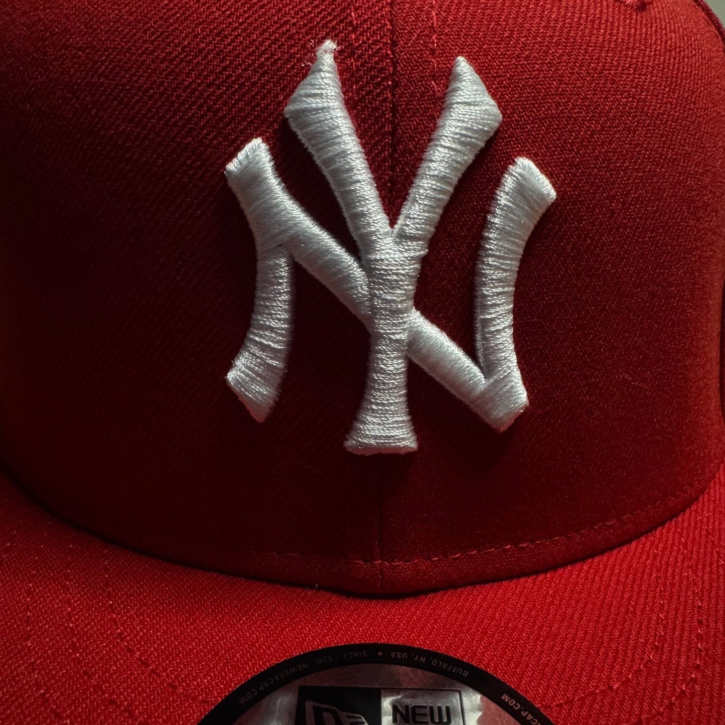 New Era 9FIFTY New York Yankees Adjustable - ExclusiveCrowns