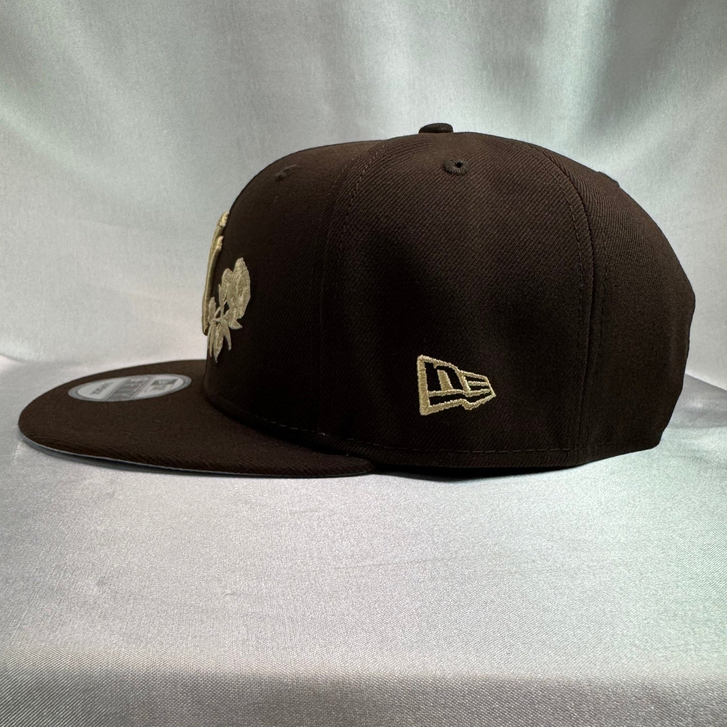 New Era 9Fifty New York Yankees Adjustable Snapback - ExclusiveCrowns