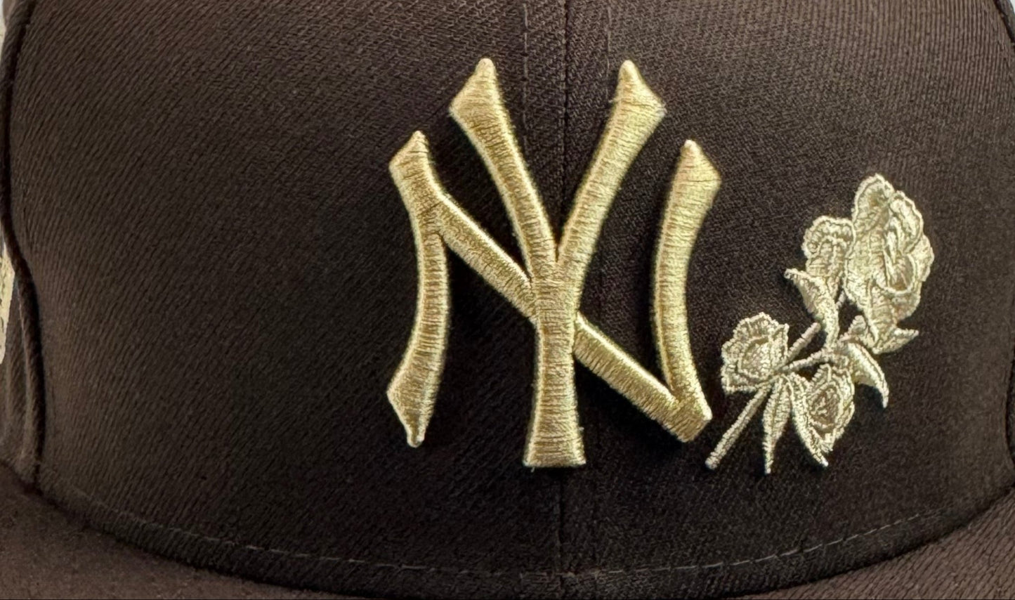 New Era 9Fifty New York Yankees Adjustable Snapback - ExclusiveCrowns