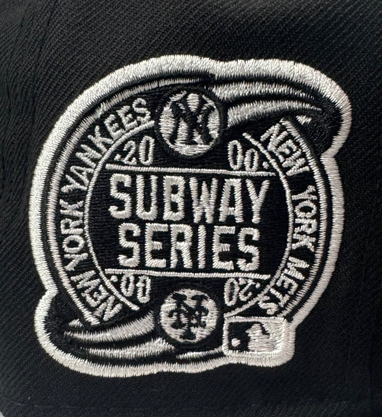 New Era 9Fifty New York Yankees x New York Mets Adjustable Snapback - ExclusiveCrowns