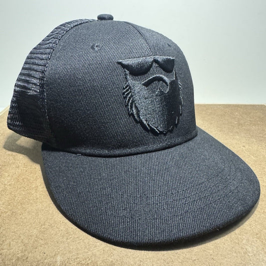 Beard Boss Trucker Hat – Black on Black Edition - ExclusiveCrowns