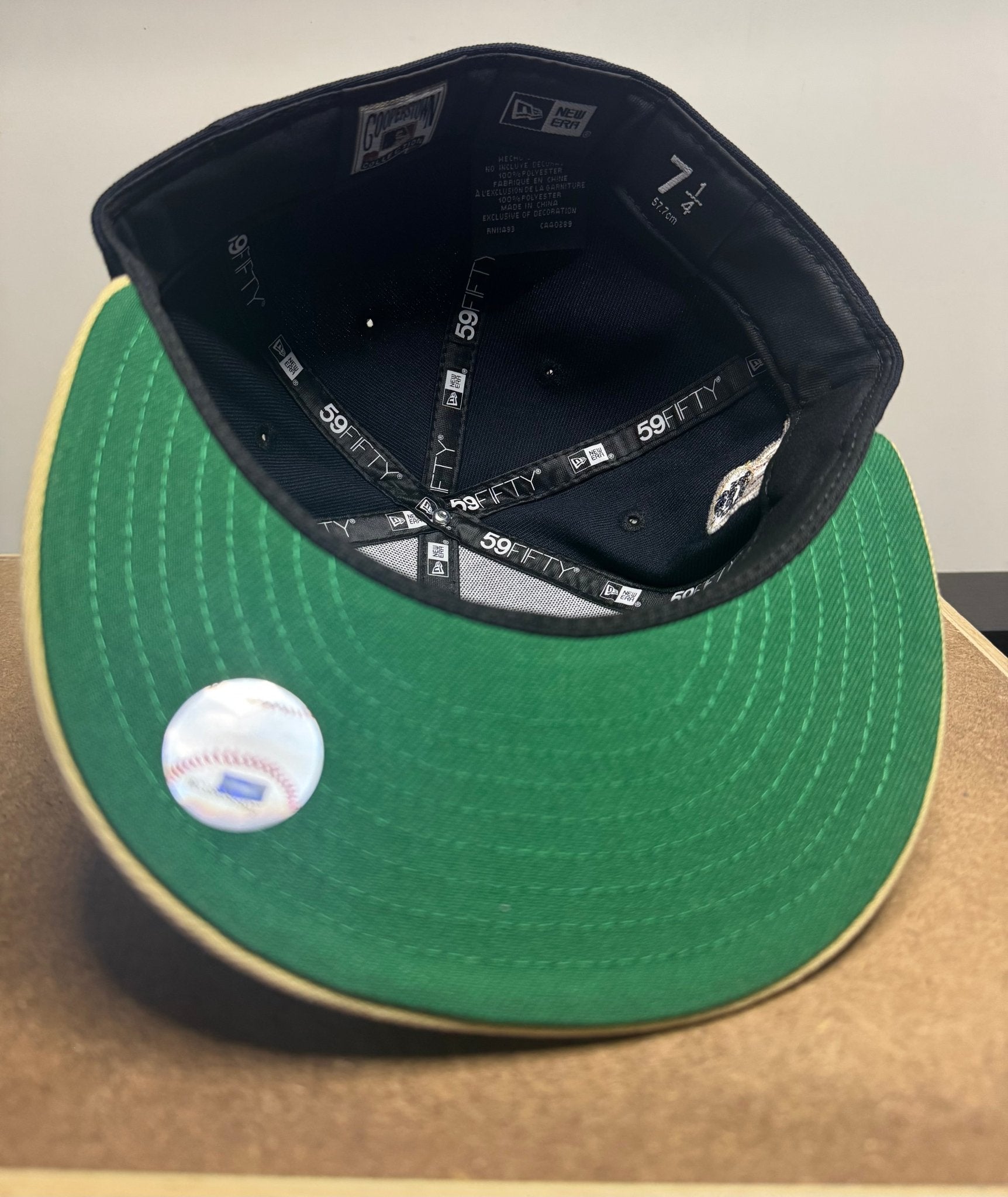 Lids HD Exclusive New Era 59FIFTY New York Yankees - ExclusiveCrowns