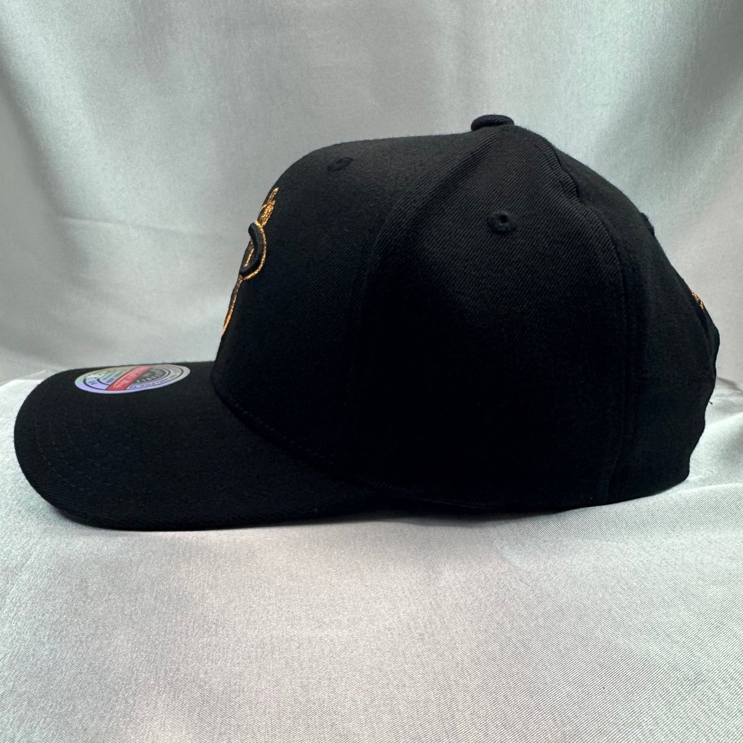Mitchell & Ness Miami Heat Cooper Logo Red Line - ExclusiveCrowns