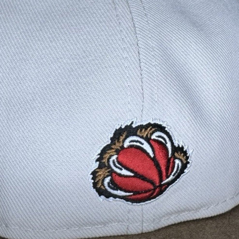 Mitchell & Ness Vancouver Grizzlies Fitted 7 1/4 - ExclusiveCrowns