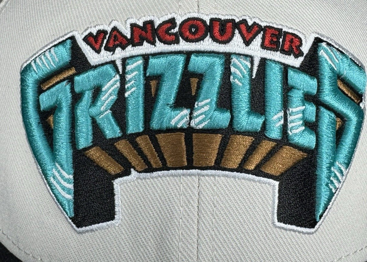 Mitchell & Ness Vancouver Grizzlies Fitted 7 1/4 - ExclusiveCrowns