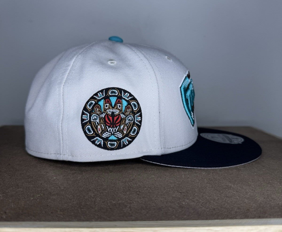 Mitchell & Ness Vancouver Grizzlies Fitted 7 1/4 - ExclusiveCrowns