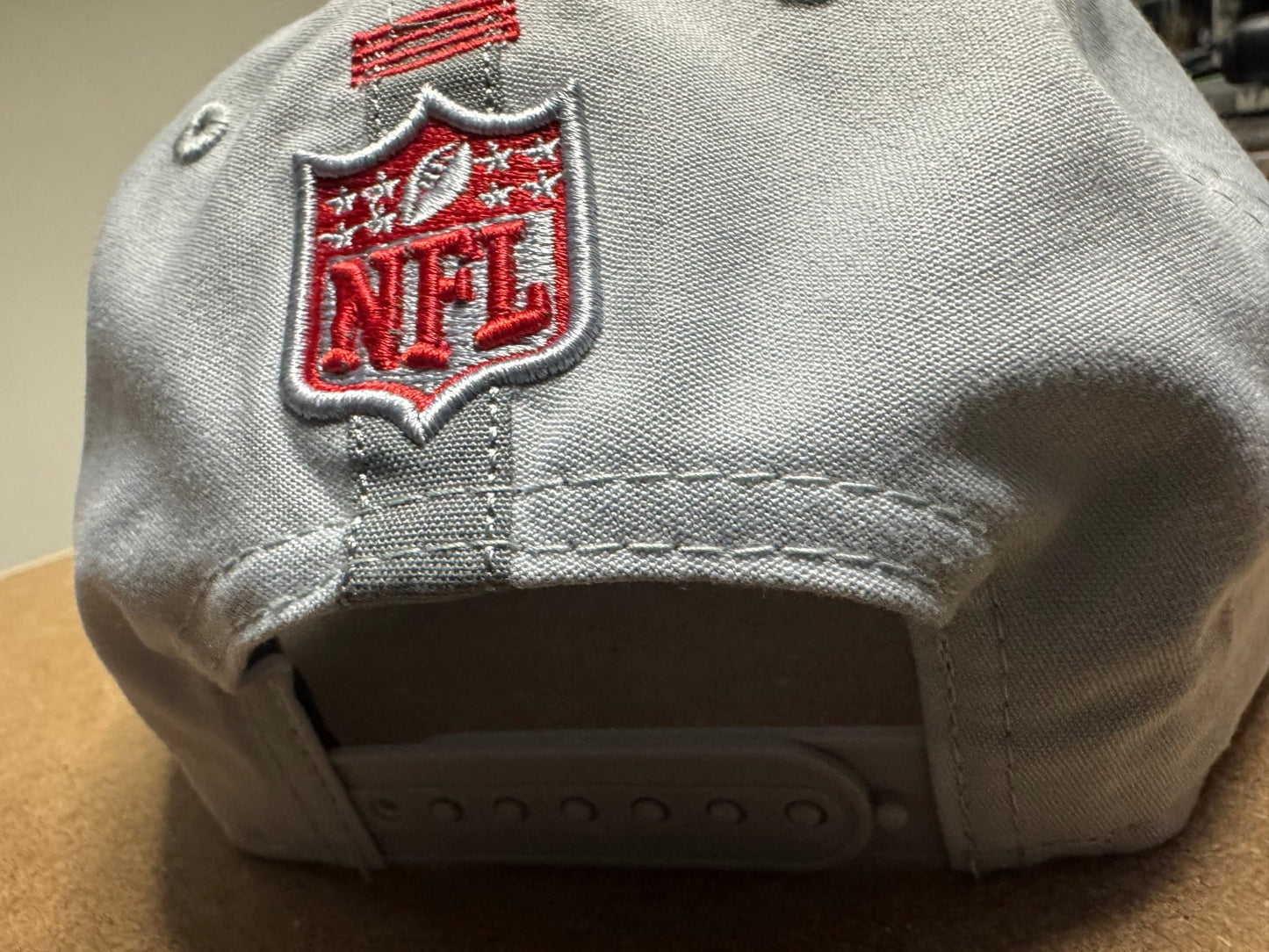 New England Patriots New Era 2024 NFL Training Camp Golfer Snapback Hat - ExclusiveCrowns